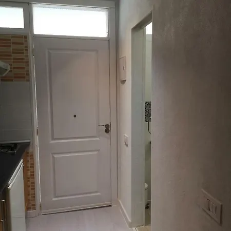 Olympia Apartment *